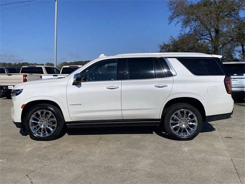 Used 2023 Chevrolet Tahoe Premier image 2