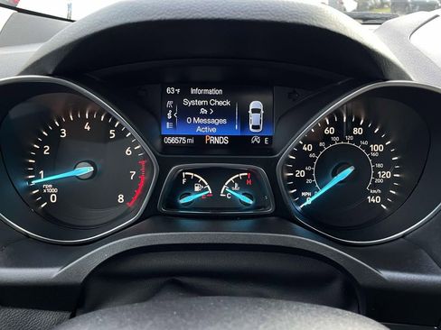 Used 2018 Ford Escape Titanium w/ Ford Safe & Smart Package image 13