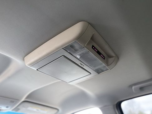 Used 2007 Chevrolet Avalanche LTZ w/ LTZ Preferred Equipment Group image 27