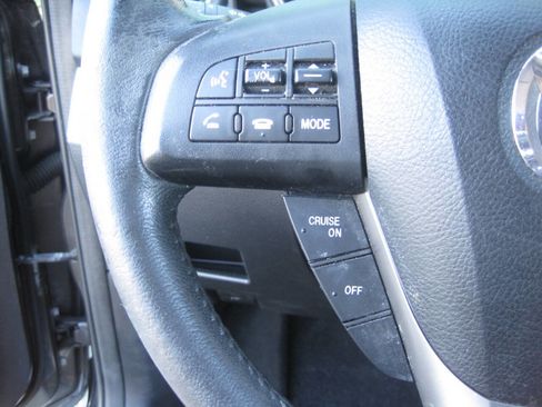 Used 2013 MAZDA MAZDA3 i Touring image 34