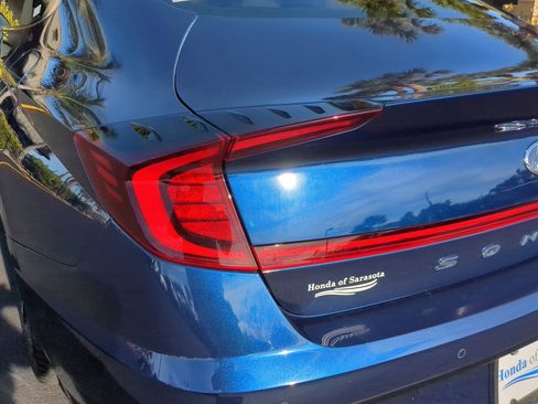 Used 2022 Hyundai Sonata Limited image 12