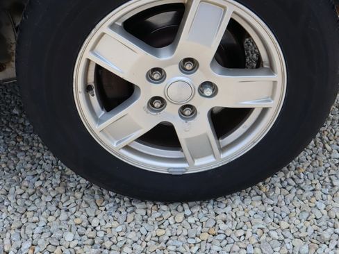 Used 2005 Jeep Grand Cherokee Laredo image 22