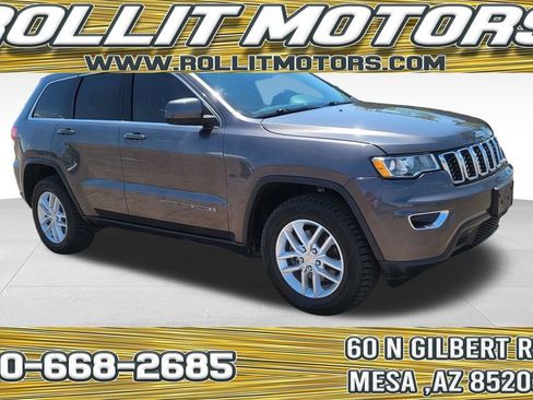 Used 2017 Jeep Grand Cherokee Laredo w/ Quick Order Package 23E AWD/4WD image 1