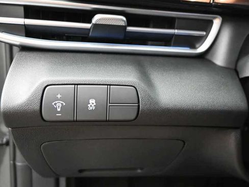 New 2026 Hyundai Elantra Limited FWD image 26