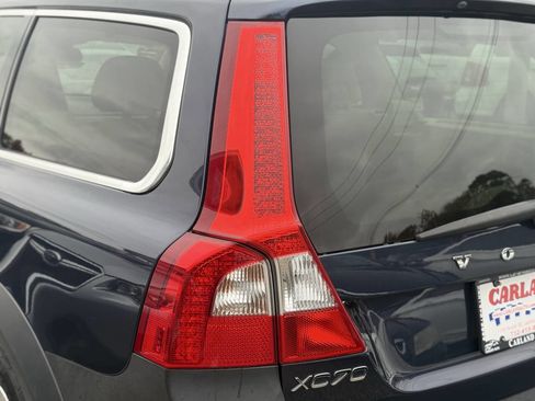 Used 2013 Volvo XC70 3.2 image 36
