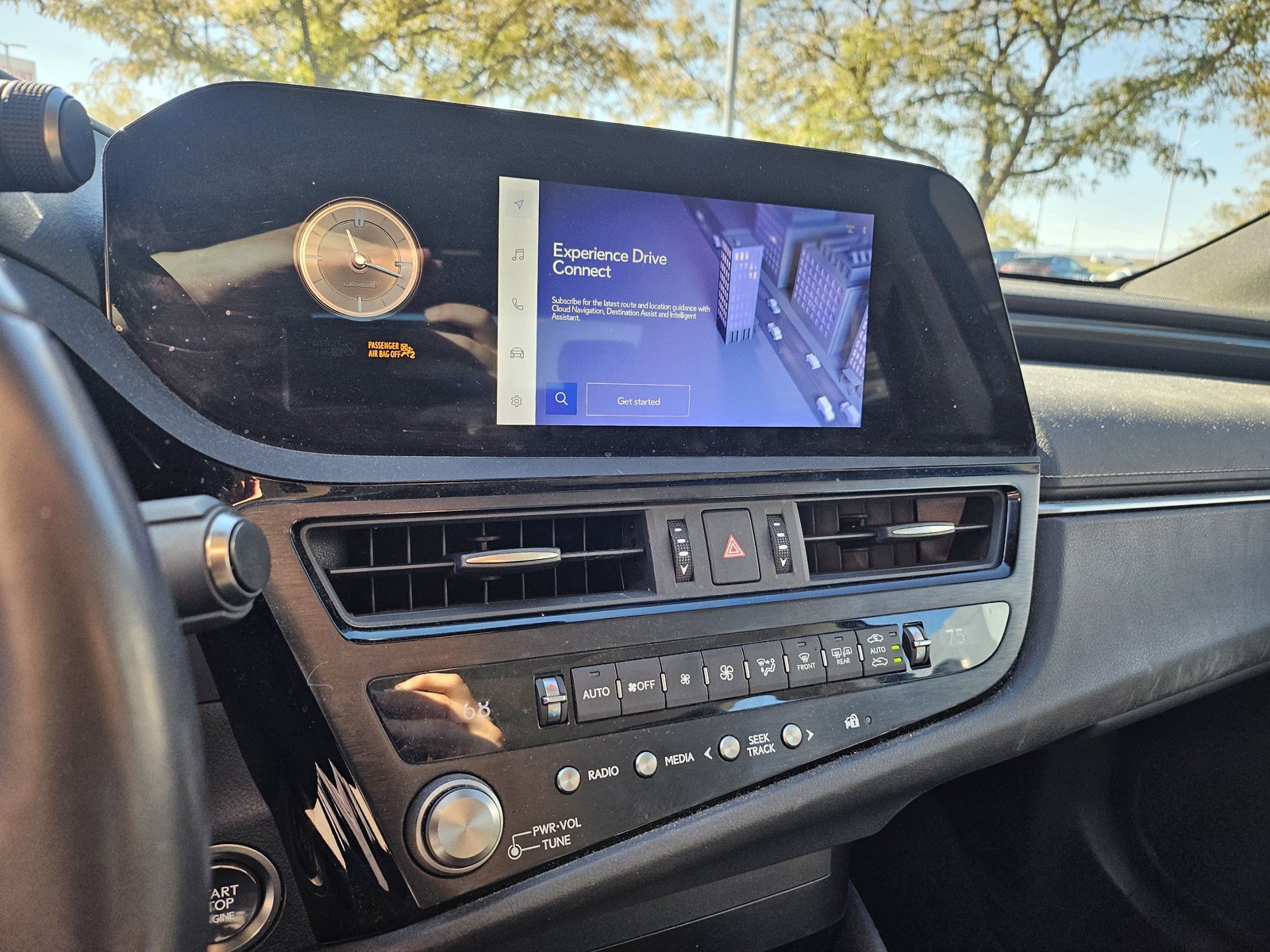 Used 2024 Lexus ES 350 w/ Accessory Package (Z1) FWD image 13
