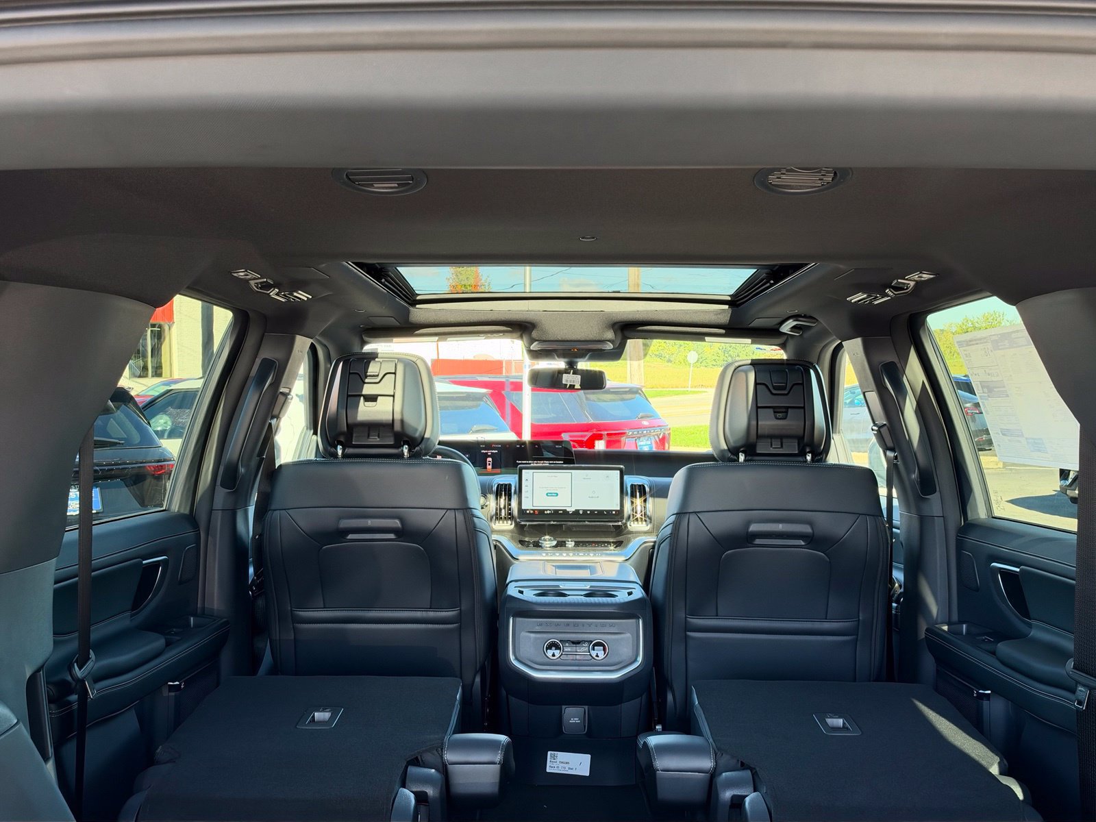 New 2027 Ford Expedition Platinum w/ Stealth Performance Package AWD/4WD image 34