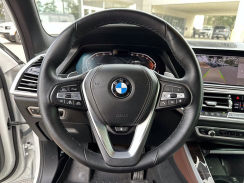 Used 2021 BMW X5 xDrive40i w/ Premium Package image 25