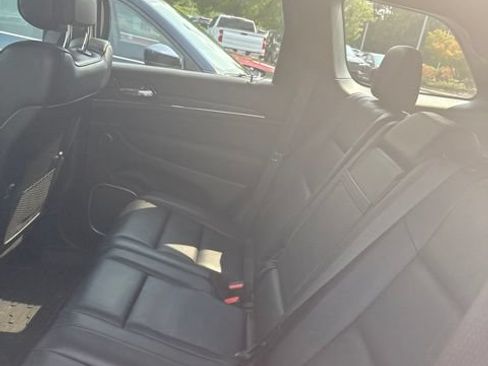 Used 2021 Jeep Grand Cherokee High Altitude AWD/4WD image 16