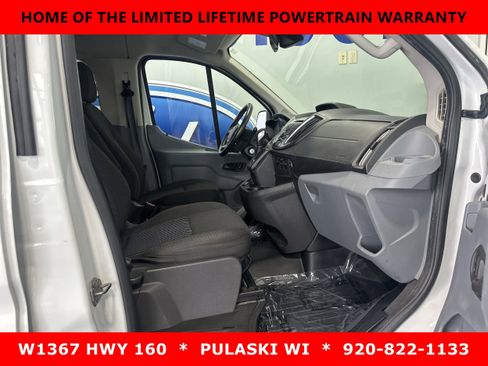 Used 2017 Ford Transit 350 XLT image 4