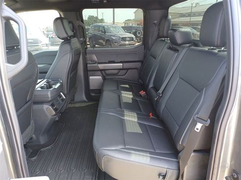 New 2025 Ford F150 Lariat w/ FX4 Off-Road Package image 17