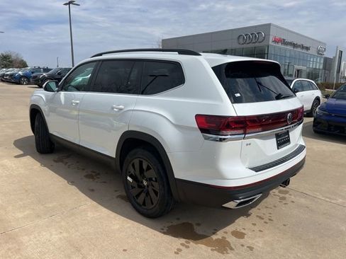 New 2026 Volkswagen Atlas SE image 4