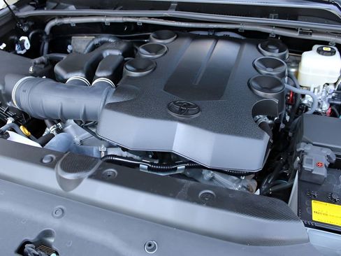 Certified 2021 Toyota 4Runner TRD Pro AWD/4WD image 27