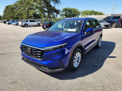 Used 2023 Honda CR-V LX image 9