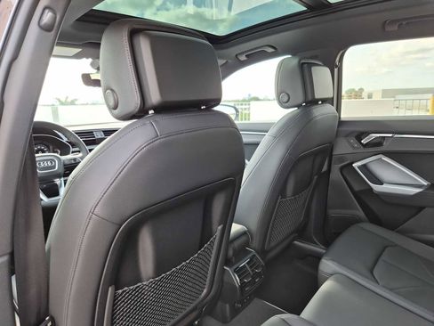 New 2025 Audi Q3 2.0T Premium image 17