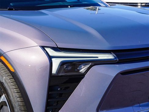 Used 2026 Chevrolet Blazer EV LT image 10