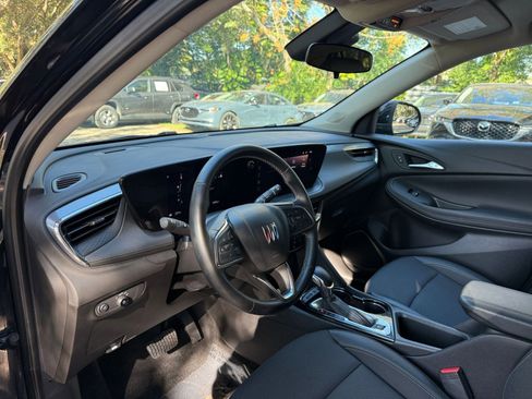 Used 2025 Buick Encore GX Preferred image 28