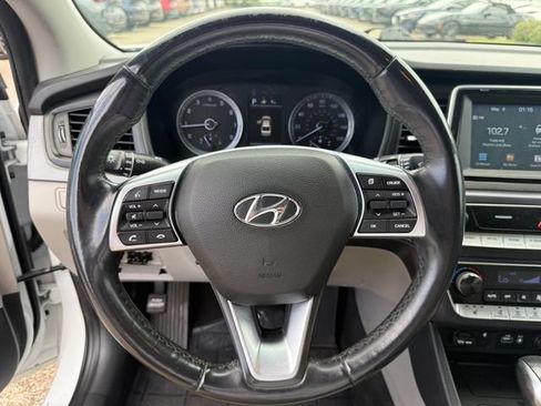 Used 2019 Hyundai Sonata SEL FWD image 16