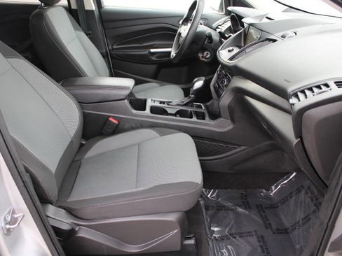 Used 2018 Ford Escape SE w/ SE Sync 3 Package image 8