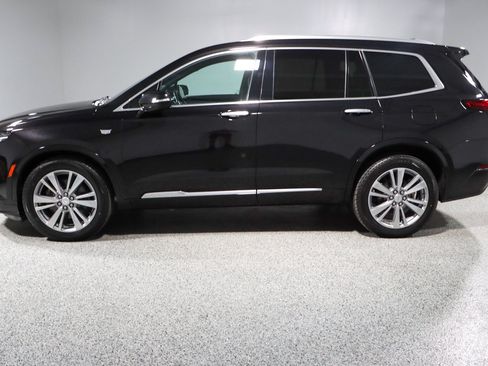Used 2024 Cadillac XT6 Premium Luxury AWD/4WD image 10
