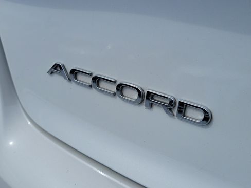 Used 2024 Honda Accord EX image 8
