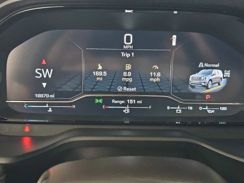 Used 2024 GMC Yukon XL Denali w/ Max Trailering Package AWD/4WD image 25