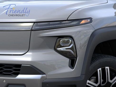 New 2026 Chevrolet Silverado EV LT w/ Plus Package AWD/4WD image 21