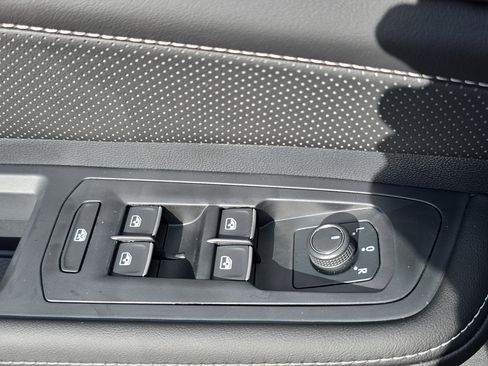 New 2026 Volkswagen Atlas Cross Sport SE AWD/4WD image 28