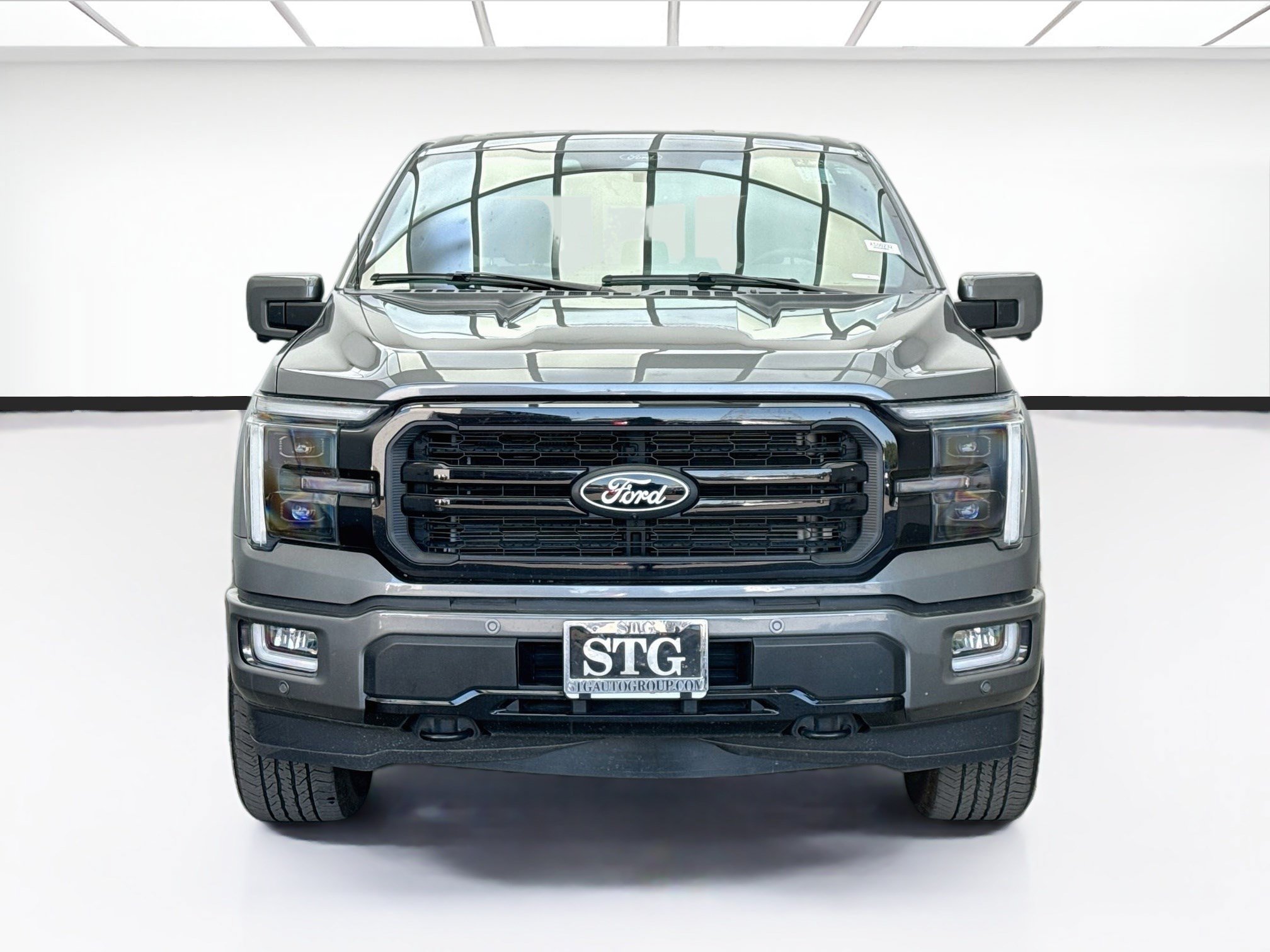 Used 2024 Ford F150 Lariat w/ FX4 Off-Road Package AWD/4WD image 2