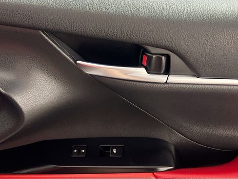 Used 2020 Toyota Camry XSE FWD image 29