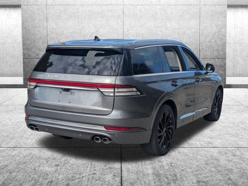 Used 2021 Lincoln Aviator Reserve w/ Equipment Group 208A RWD image 3