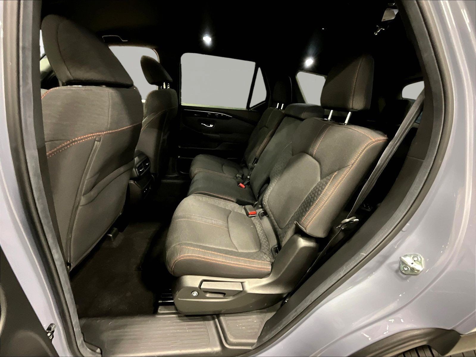 Used 2025 Honda Pilot Sport image 22