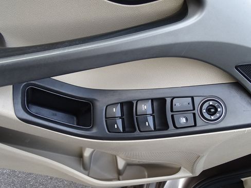 Used 2014 Hyundai Elantra SE image 14