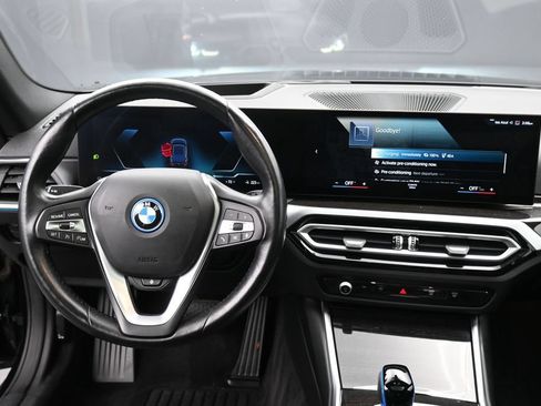 Used 2023 BMW i4 eDrive35 w/ Premium Package RWD image 11