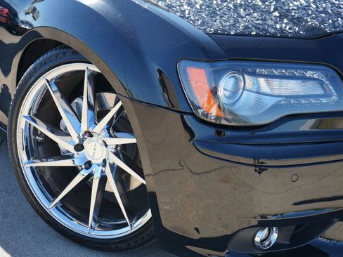 Used 2012 Chrysler 300 SRT8 image 6