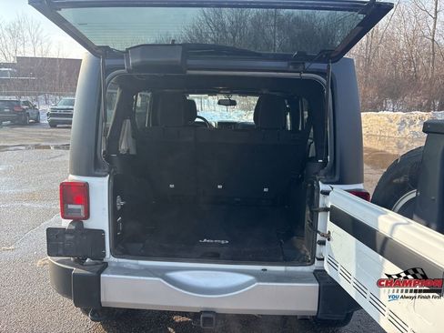 Used 2015 Jeep Wrangler Unlimited Sahara w/ Dual Top Group image 25