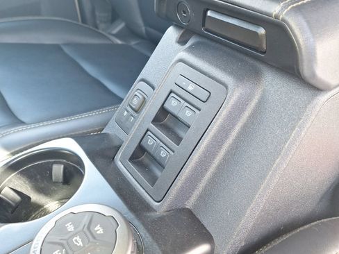 Used 2025 Ford Bronco Badlands AWD/4WD image 15