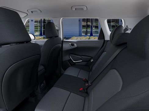 New 2025 Kia Soul S image 18