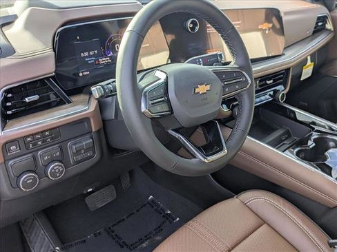 New 2026 Chevrolet Suburban High Country w/ Sun And Tow Package RWD image 3