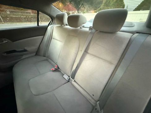 Used 2012 Honda Civic LX image 17