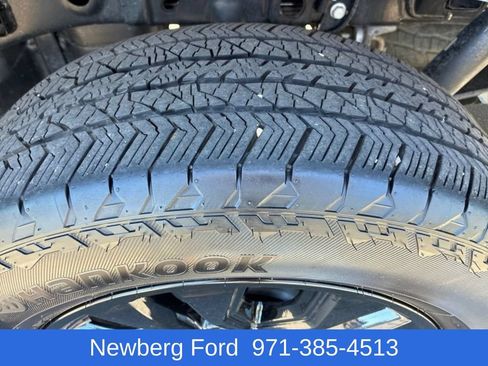 Used 2025 Ford F150 Lariat AWD/4WD image 12