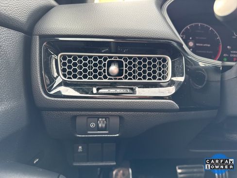 Used 2025 Honda Civic Sport image 34