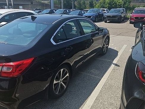 Used 2016 Subaru Legacy 2.5i Limited AWD/4WD image 5