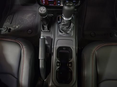 New 2026 Jeep Wrangler Unlimited Rubicon AWD/4WD image 18