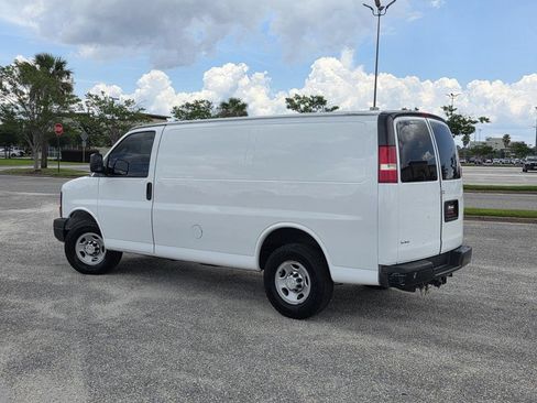 Used 2016 Chevrolet Express 2500 RWD image 5