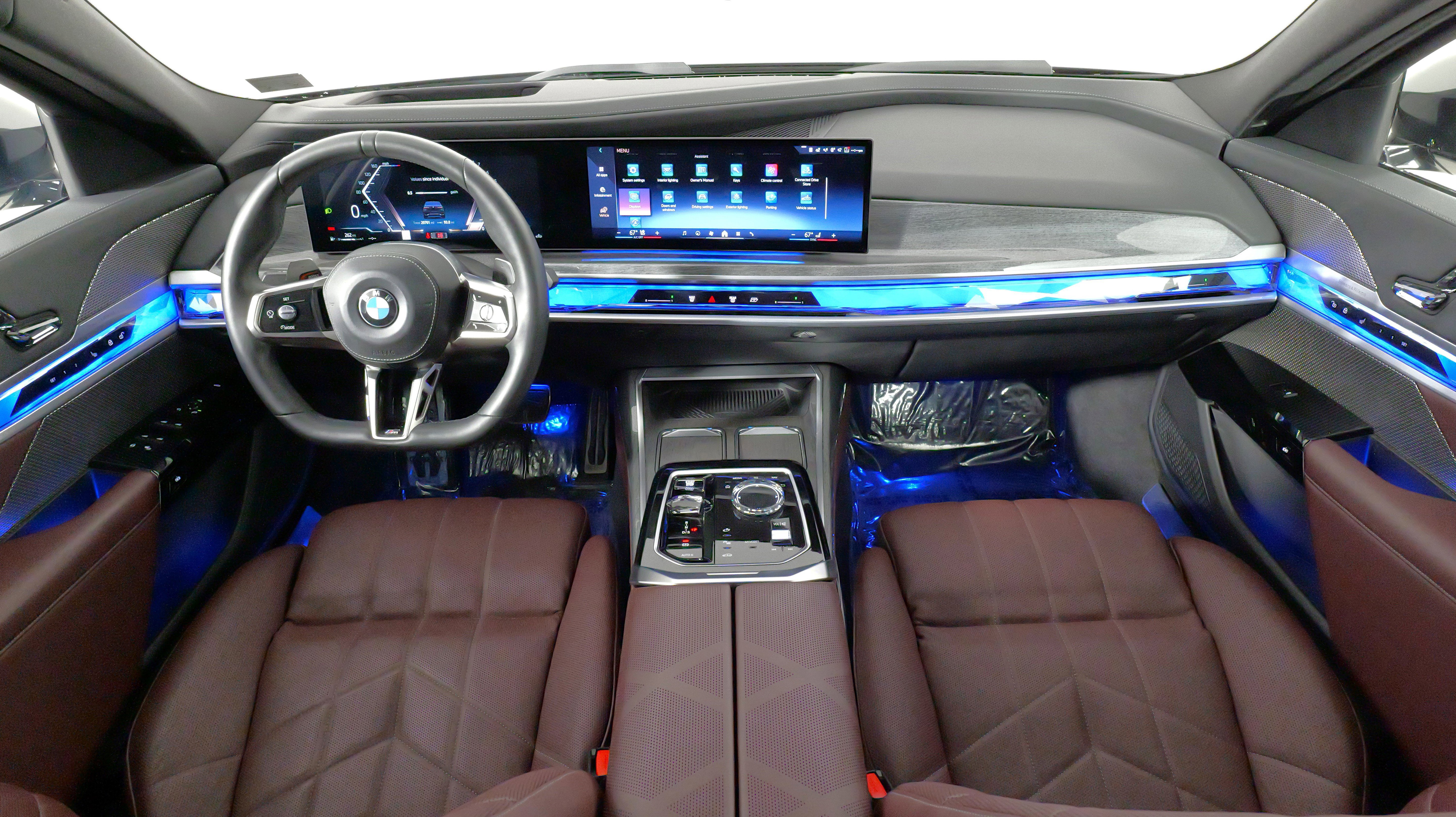 Used 2023 BMW 760i xDrive AWD/4WD image 38