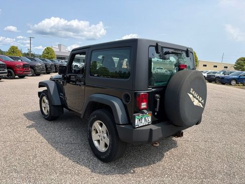 Used 2012 Jeep Wrangler Sport AWD/4WD image 3