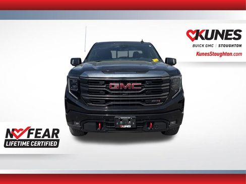 Used 2024 GMC Sierra 1500 AT4 w/ Technology Package AWD/4WD image 2