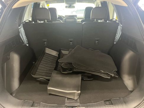 Used 2024 Ford Escape Platinum image 38