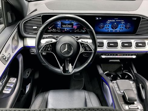 Certified 2025 Mercedes-Benz GLS 450 4MATIC image 6